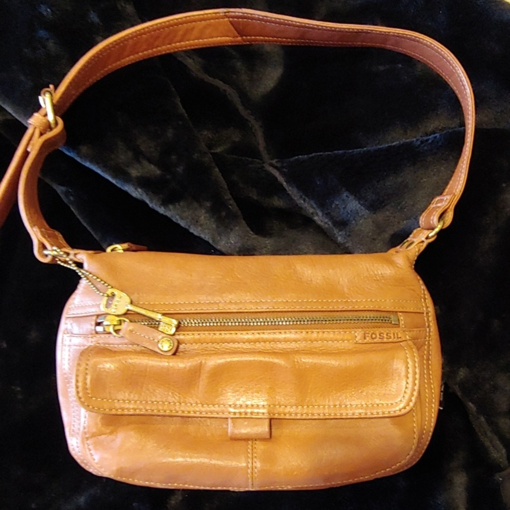 Fossil Leather Shoulder Bag - Picture 1 of 5